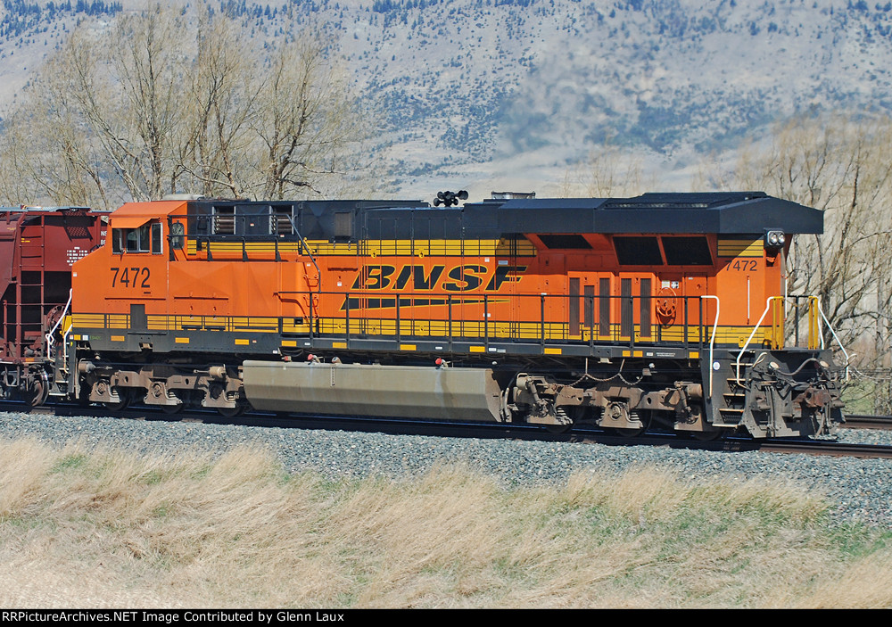 BNSF 7472